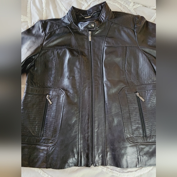 [1X] BERNARDO Genuine Leather Black Moto Jacket - Picture 8 of 16